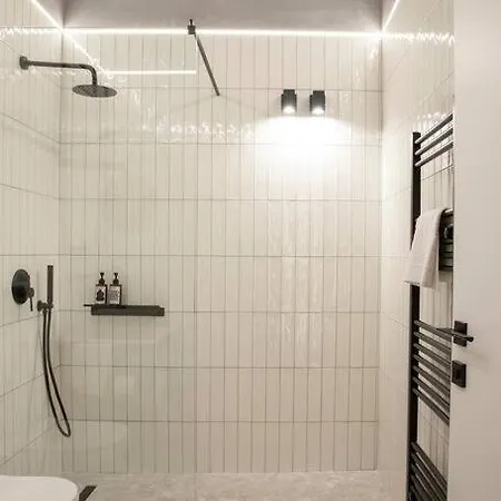 Heritage & Tales: Anavasis Apartman *